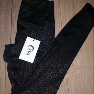 ZYIA active leggings